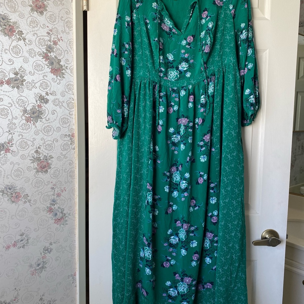 ModCloth Long Sleeve Maxi Dress With Tie Neck 2X